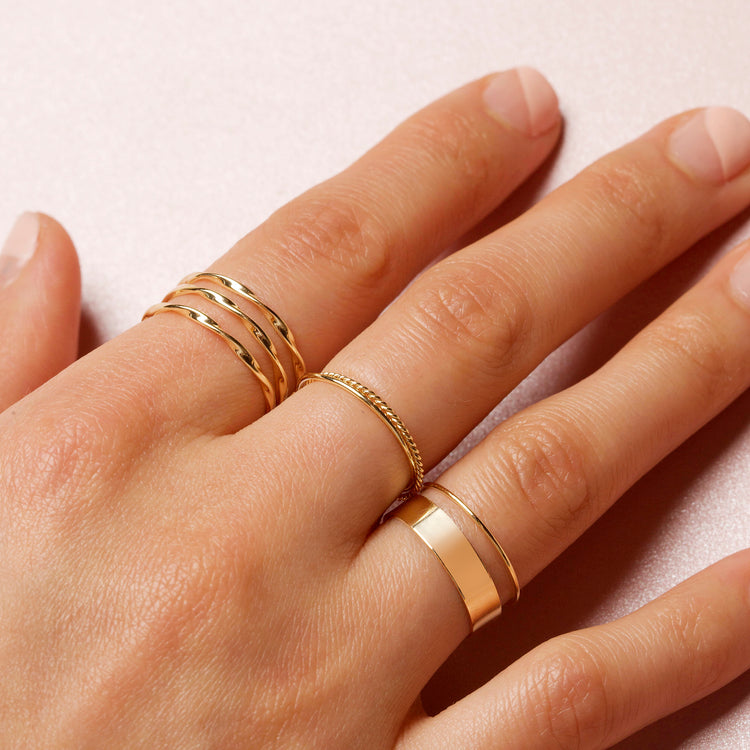 Wavy Clicker Ring – STONE AND STRAND